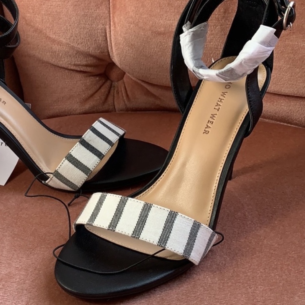 NWOT Who What Wear Heels black/white
